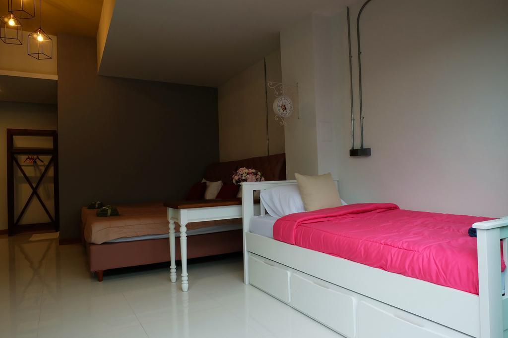 Hotel Bann Aom Boutique Pranburi Esterno foto